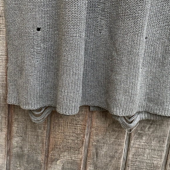Modx knitted long sleeve distressed sweater dress - Picture 16 of 16